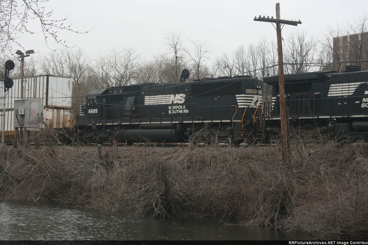 NS 6689